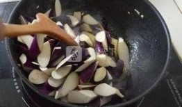 爆料鸡柳制作过程视频,从原料到成品，一探究竟