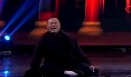 小岳岳爆料相声视频在线观看,相声视频在线观看，笑料连连揭秘幕后故事