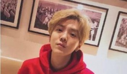 爆料鹿晗奶茶店视频大全,明星日常与粉丝互动瞬间