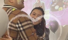 猴哥邻居爆料订婚视频,猴哥喜结良缘引网友热议